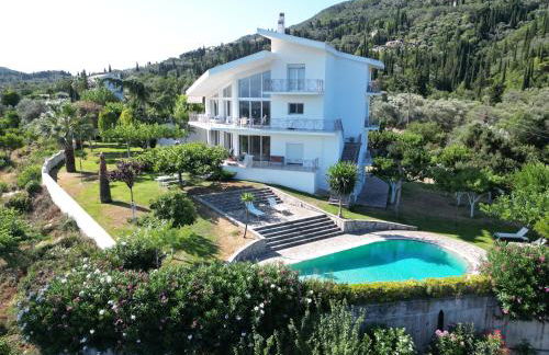 Mythos luxury apartments - Foto 1