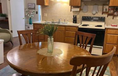 The Riverside Inn - Foto 15