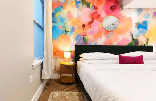 HostWise Stays - 2 King Beds, Free Street Parking, North Side Gem - Foto 6