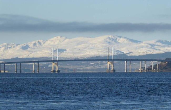 Charming 2-bed Cabin in Inverness, Scotland - Photo 19