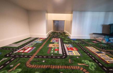 East Cabin- Yellowstone Family Retreat- Sled Hill - Foto 32