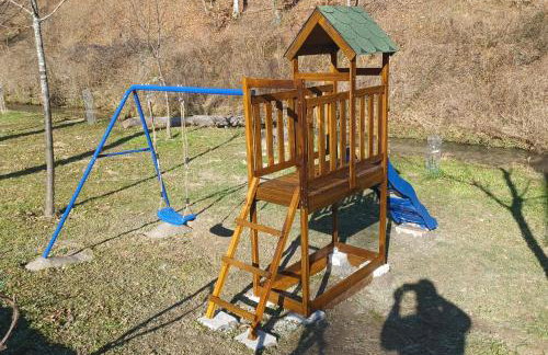 Kuća za odmor uz rijeku Slapnica, u Parku prirode Žumberak, finska sauna i jacuzzi - Foto 42