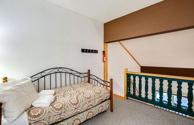 56SLL - Fireplace - Inexpensive - Kitchenette - Sleeps 4 - Foto 5