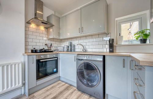 Buckwell Heights - 2 Bedroom Free Parking Wifi Sky TV - Photo 5