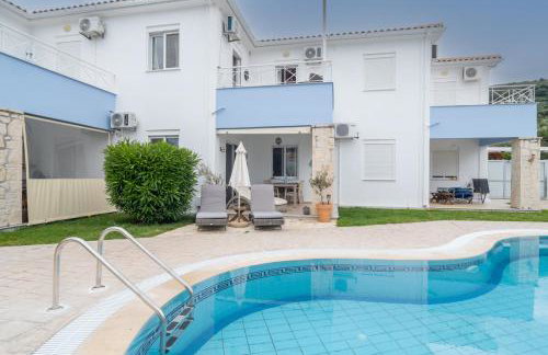 Phoebes Place At Kalamaki Court, 2 Bedroom Villa With A Shared Pool - Fully Refurbished For 2026 - Foto 25