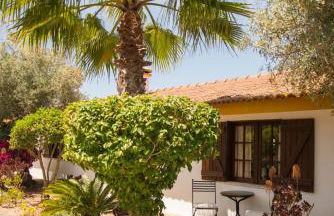 Relax in Style - Prime Spot with Garden & Natural Pool - Foto 71