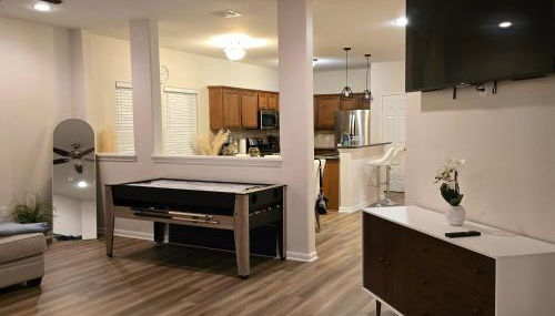 Modern Spacious Home Near the medical center, NRG, Downtown and UHD - Foto 5