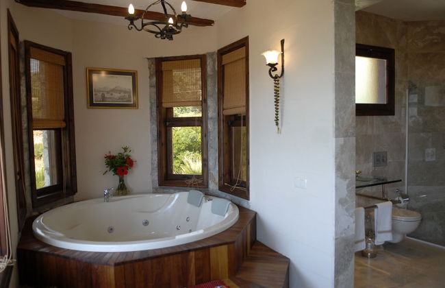 An Unspoilt Setting, Luxurious Surroundings and a Warm, Personal Welcome - Foto 7