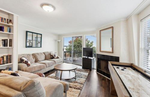 Lone Star Lake Cottage-NEW Trex Deck, boat dock - Foto 31