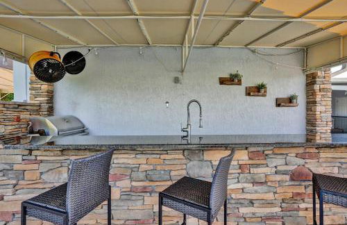 Luxe 4BR Waterfront w Htd Pool 5min to Beach - Foto 95