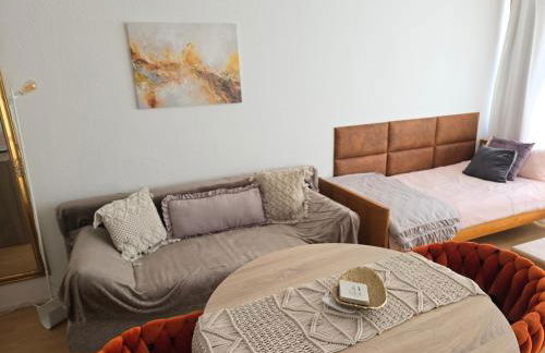 2 x Apartments bei Augsburger Platz 1x Nr 5 - Studio Apartment mit Balkon und Parkplatz und 1 x Nr5-B - 2 ZW ohne Balkon und Parkplatz - Foto 33