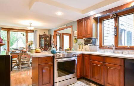 Bring your pups to Chatham Direct access to the Cape Cod Rail Trail - Foto 11