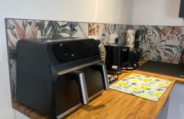 Rooftop One-Bedroom Apartment Near East Midlands Airport - Foto 16