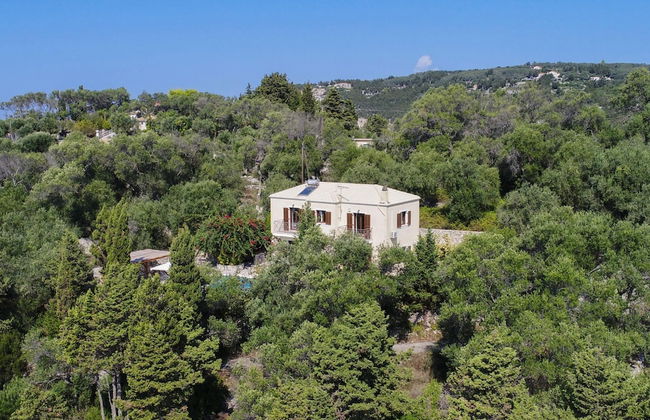 Villa Aloni in Paxi With 2 Bedrooms and 3 Bathrooms - Photo 37