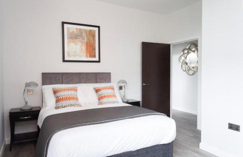 Cotels 7Zero1 Aparthotel - Unique Apartment building with friendly Reception - Sky Movies & Sports - Fitness Equipment in Apt - Pet Friendly - Private Garden Area - Foto 15