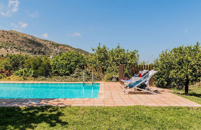 Authentic Sicilian Charm With Pool, Sea View, Parking & Wifi - Foto 45