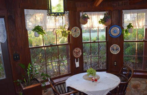 Cole Springs Historic Cottage - Foto 69