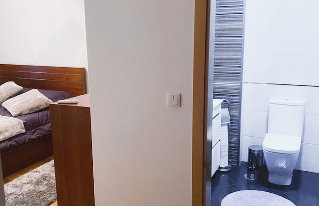 3 Bedroom Flat Aguiar - Photo 8