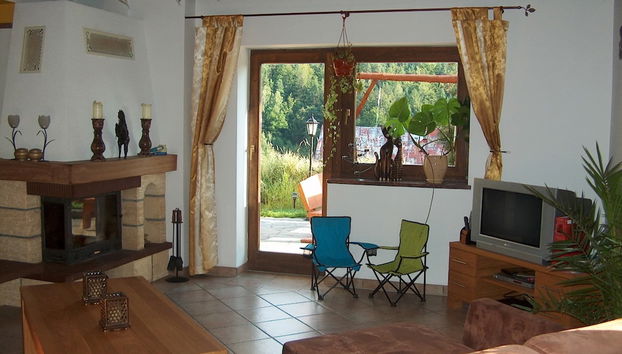 Large Luxury House with Sauna & Hot Tub in Giant Mountains near ski Area - Foto 5, Wohnzimmer