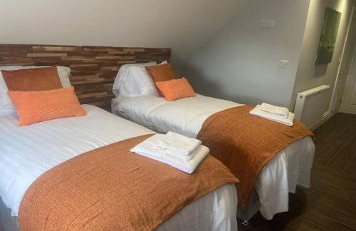 Luxury house with pool and hot tub - sleeps 16 - Foto 13