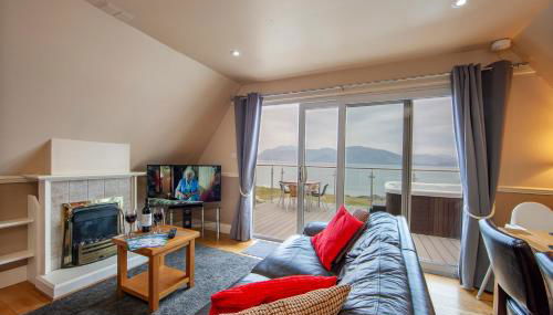 Loch Linnhe Waterfront Lodges with Hot Tubs - Foto 3