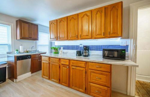 3 BR Southside Pad - Sleeps 8 - Amazing Location - Foto 8