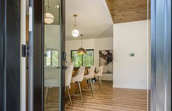 Galena Spring Escape - Hot Tub & Cozy Nights - Foto 19