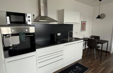 Moderne Ferienwohnung, separater Eingang, Neubau, Smart Tv & Wifi & Kaffemaschine inklusive - Foto 3