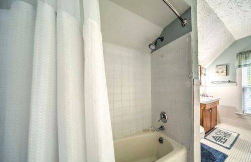 Private Waterfront Lake Erie Home with BBQ Patio - Photo 26