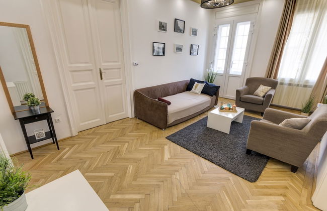 Real Apartments Zoltan - Photo 39