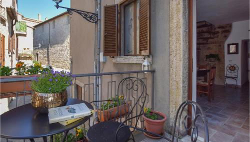 Lovely Apartment In Civitella Del Lago - Foto 2