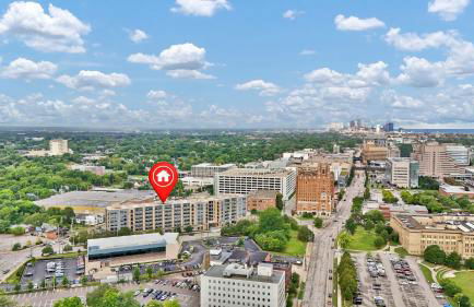 Stay in Cleveland mins to Cleveland Clinic, Hospitals, Museum, Universities & Downtown - Foto 52