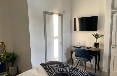 The Lux Ville, Stunning 6 Bedroom Home in London - Foto 23