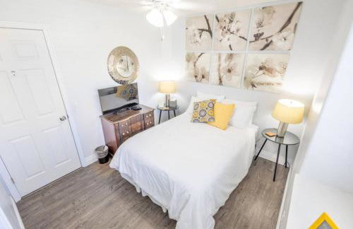 Farmington Gem, fenced yard, sleeps 6 - Foto 70