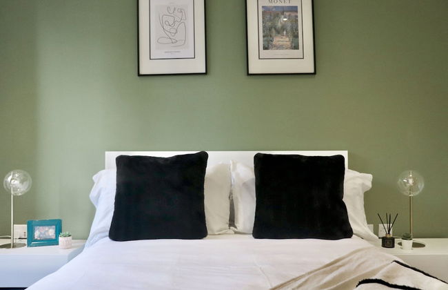 Luxury 2 Bed Apartment Vauxhall, Balcony, Sleeps 6, Central London - Open for Business stays, Long Stays, Families Relocating - Foto 7