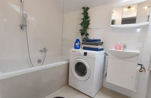 Spacious Apartment for Traveler and Fitter - Photo 4