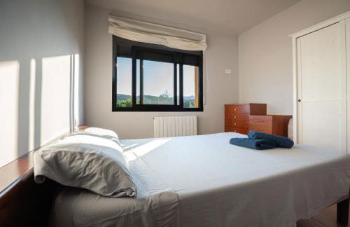 Caserna 13 - Moderna Casa de Pueblo en Maçanet - Foto 8