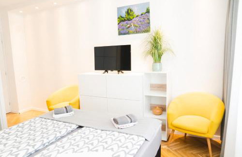 Casa de Dinca, 2 bedroom, big balcony, free parking zone - Foto 17