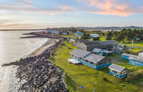 Cozy Coastal Getaway • Panoramic Ocean Views - Foto 26