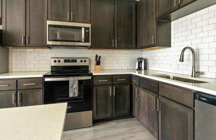 Landing Stylish 1BD Pool Clubhouse - Photo 17