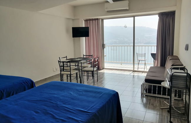 Beautiful Twin Towers Suite With Balcony and Stunning sea View - Foto 9