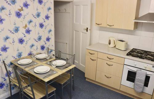 Entire Family Vacation Home . WiFi . FREE Parking - Foto 13