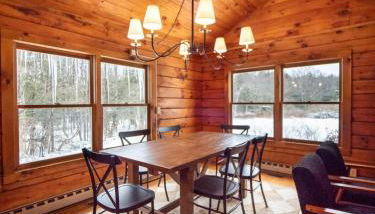 Berkshire Vacation Rentals: Private Cabin On Over 12 Acres Of Woods - Foto 3