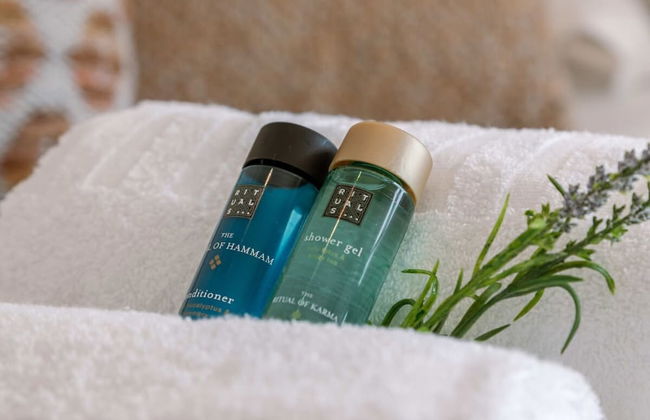 Stunning Studio With Sea-view on top Location - Foto 29