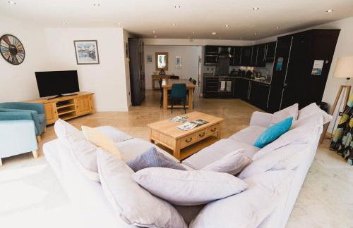 Trewhiddle Retreat V10 by Together Travel - Luxury 4-Bedroom Villa - Foto 11