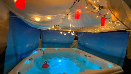 2 Miles to Dtwn! Idyllic Rochester Apt with Hot Tub - Foto 2