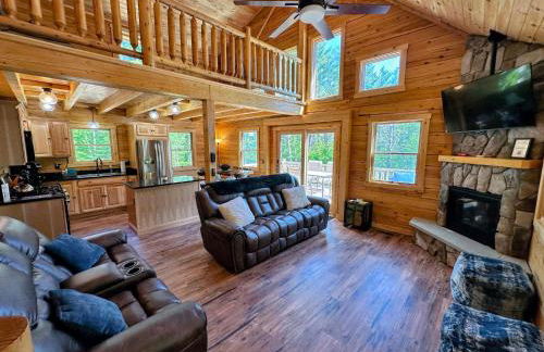 31R Brand new log home on quiet side street in Bethlehem, close to Main Street! 20 min to skiing - Foto 49
