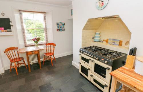 Castle School House - Photo 8