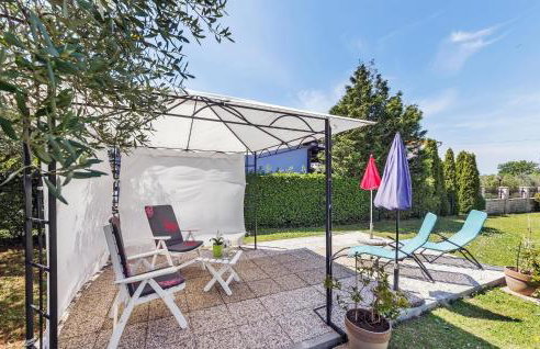 Lovely Apartment In Valtura With Wifi - Foto 9