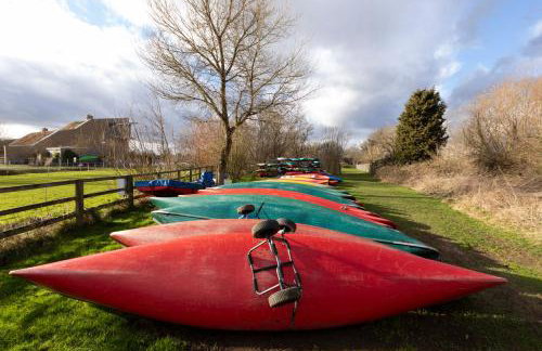 Pet friendly Cotswold Cottage with hot tub and swimming pools - Foto 25